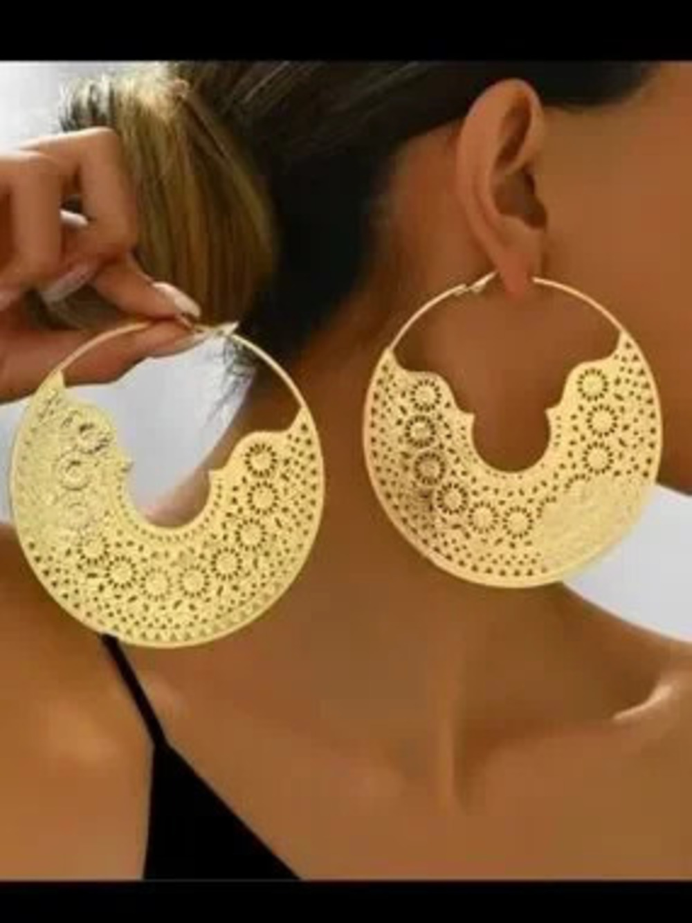 Gold Filigree Etched Crescent Hoop Earrings